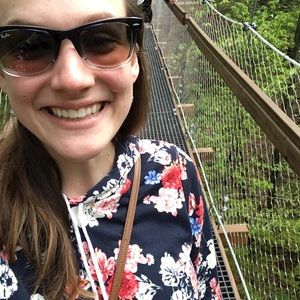 Meet your Posher, Allison